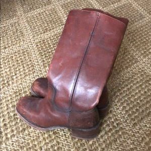 Frye campus boots